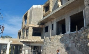 Se vende casa en Pinar de la Venta