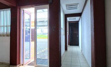 Edificio en Metepec, cerca de estación del tren interurbano México Toluca