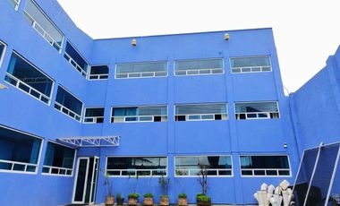Edificio en Metepec, cerca de estación del tren interurbano México Toluca