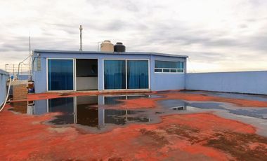 Edificio en Metepec, cerca de estación del tren interurbano México Toluca