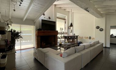 Casa en venta en Avandaro