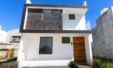 Casa en Venta en Santa Anita, Tlajomulco de Zuñiga, Jalisco.
