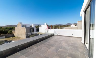 Casa en Venta en Santa Anita, Tlajomulco de Zuñiga, Jalisco.