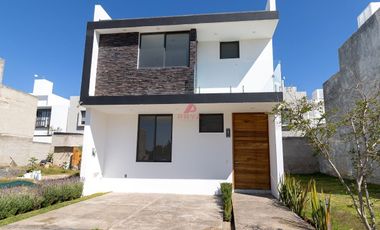Casa en Venta en Santa Anita, Tlajomulco de Zuñiga, Jalisco.