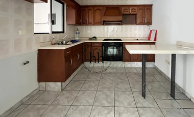 Casa en Renta en Cumbres Mediterraneo, al Poniente de Monterrey, N.L.