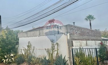 Amplia Casa en Buin