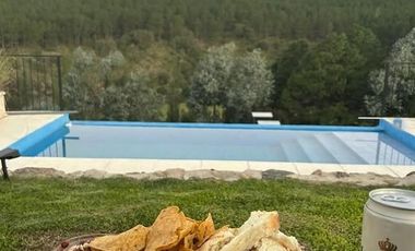 MODERNO COMPLEJO DE CABAÑAS ! GOLPE DE AGUA, CALAMUCHITA.