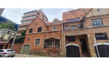 RENTO CASA COMERCIAL PATRIMONIO ARQUITEC 400M2+JARDIN - EL NOGAL