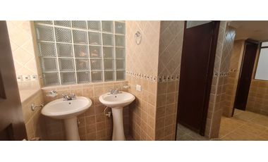 RENTO CASA COMERCIAL PATRIMONIO ARQUITEC 400M2+JARDIN - EL NOGAL