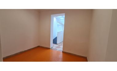RENTO CASA COMERCIAL PATRIMONIO ARQUITEC 400M2+JARDIN - EL NOGAL