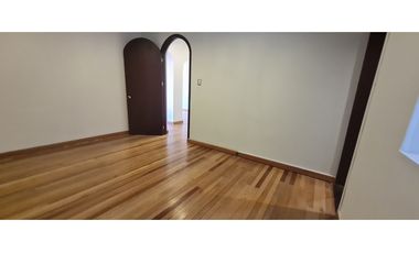 RENTO CASA COMERCIAL PATRIMONIO ARQUITEC 400M2+JARDIN - EL NOGAL
