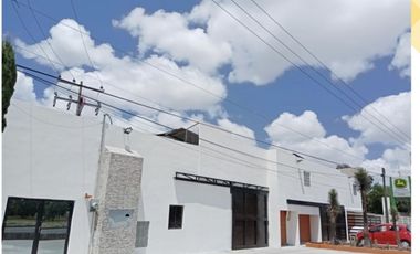 BODEGA CON EXCELENTE UBICACIÓN SLP