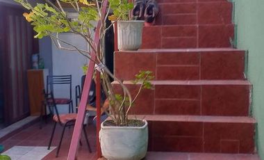 PH en VENTA - CASEROS - 3 amb,  patio y terraza. Sobre avda. San Martín al 3900, Caseros