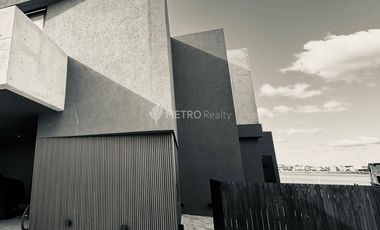 Casa en Alquiler a la laguna en Marinas en Puertos de Escobar