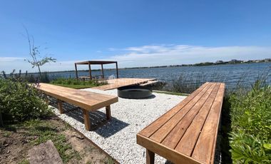 Casa en Alquiler a la laguna en Marinas en Puertos de Escobar