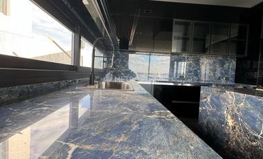Casa en Alquiler a la laguna en Marinas en Puertos de Escobar