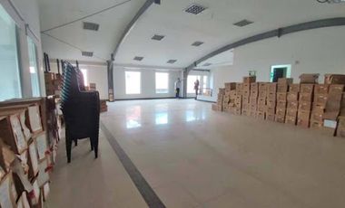 VENTA de LOCALES en EL ROSAL