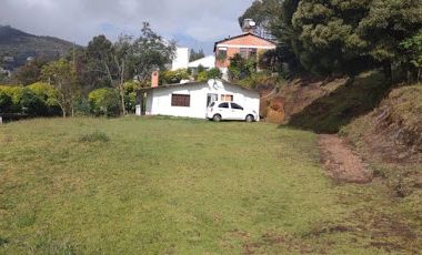 VENTA de CASAS en LA CALERA