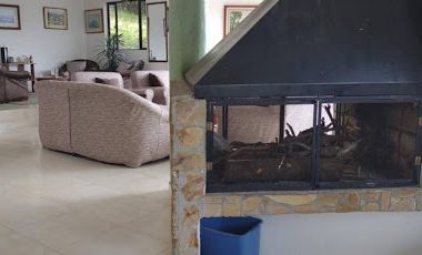 VENTA de CASAS en LA CALERA