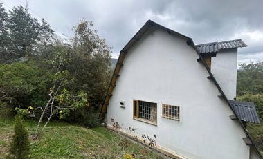 VENTA de CASA LOTE en LA CALERA