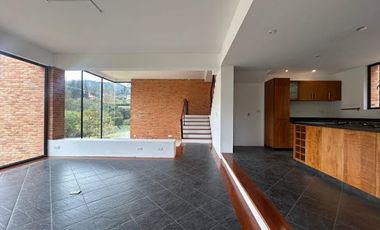 VENTA de CASAS en LA CALERA