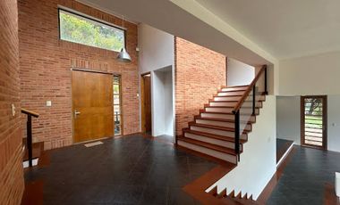 VENTA de CASAS en LA CALERA