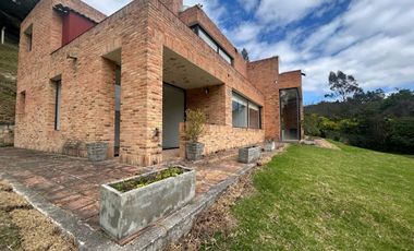 VENTA de CASAS en LA CALERA