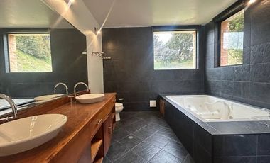 VENTA de CASAS en LA CALERA