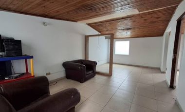ARRIENDO de CASA COMERCIAL en BOGOTA