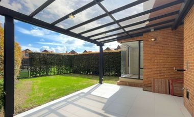 Hacienda Fontanar casa con pérgola para BBQ en renta