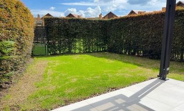 Hacienda Fontanar casa con pérgola para BBQ en renta