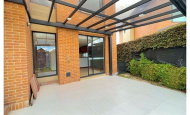 Hacienda Fontanar casa con pérgola para BBQ en renta