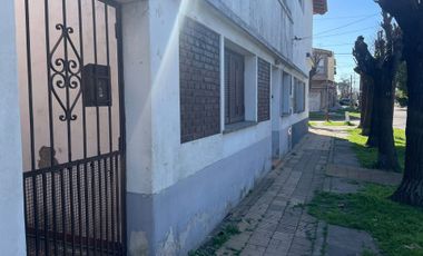 PH 2 AMB CON PATIO Y ENTRADA INDEPENDIENTE S/ EXP