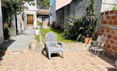 VENTA PH TIPO CASA 3 AMB AL FRENTE CON COCHERA!