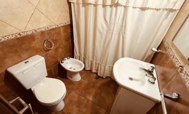 VENTA PH TIPO CASA 3 AMB AL FRENTE CON COCHERA!