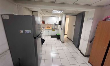 Local Comercial en Arriendo en las condes 7900