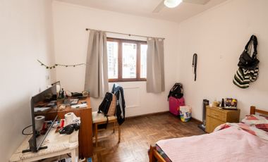 VENTA DPTO ZONA TRIBUNALES DE 3 DORM CON COCHERA