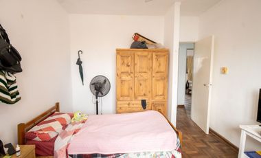 VENTA DPTO ZONA TRIBUNALES DE 3 DORM CON COCHERA