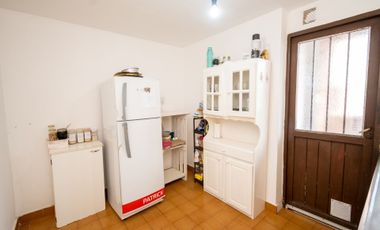 VENTA DPTO ZONA TRIBUNALES DE 3 DORM CON COCHERA