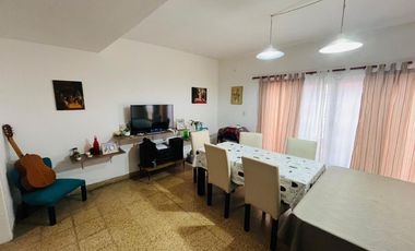 CASA 3 AMBIENTES VENTA LLAVALLOL