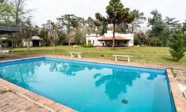 Venta Casa quinta c/pileta, quincho La Lonja Pilar