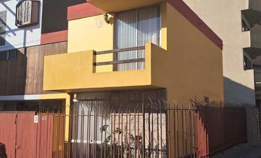 VENTA LINDA CASA SECTOR BALNEARIO