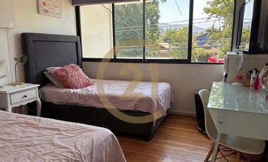 CASA EN VENTA EN LAS CONDES 3 DORMITORIOS