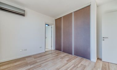 Casa en Alquiler a la laguna con 5 habitaciones en Marinas Puertos Escobar