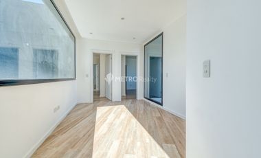 Casa en Alquiler a la laguna con 5 habitaciones en Marinas Puertos Escobar