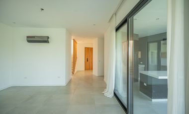 Casa en Alquiler a la laguna con 5 habitaciones en Marinas Puertos Escobar