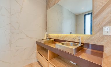 Casa en Alquiler a la laguna con 5 habitaciones en Marinas Puertos Escobar