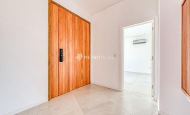 Casa en Alquiler a la laguna con 5 habitaciones en Marinas Puertos Escobar