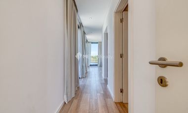 Casa en Alquiler a la laguna con 5 habitaciones en Marinas Puertos Escobar