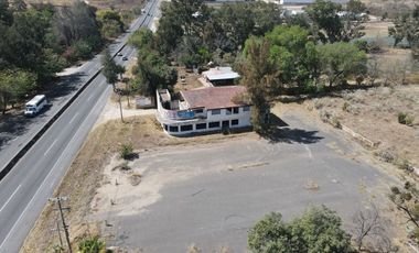 Terreno en Venta a 15 Minutos de La Venta del Astillero Jalisco Pie de Carretera